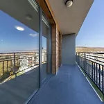 Skylineview - Modern & Free Parking * 브라티슬라바