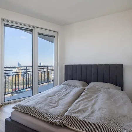 Skylineview - Modern & Free Parking Bratislava
