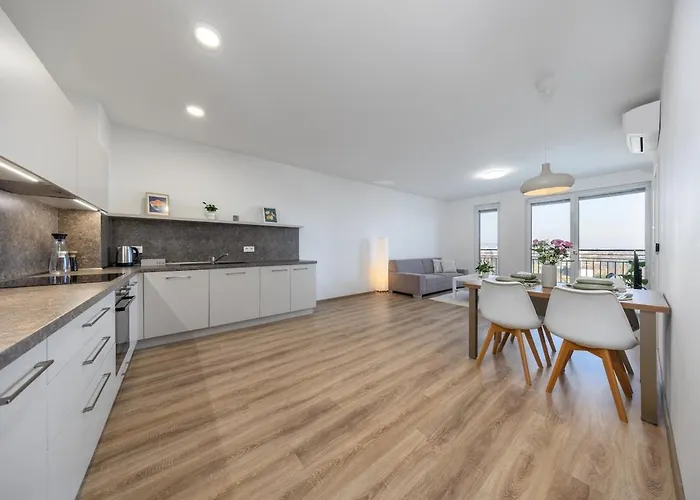 Apartmán Skylineview - Modern & Free Parking