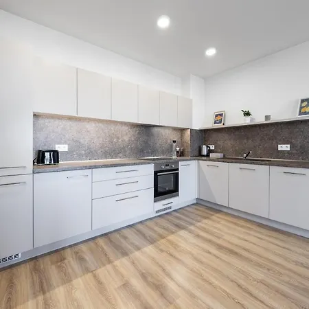 Skylineview - Modern & Free Parking * Bratislava